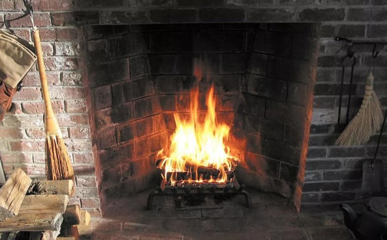 Cómo aprovechar una chimenea antigua y en desuso