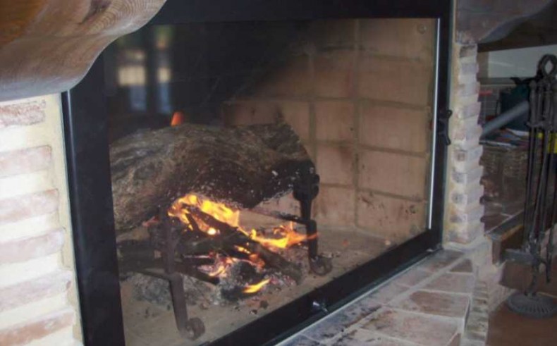 Cómo mejorar la eficiencia energética de tu chimenea
